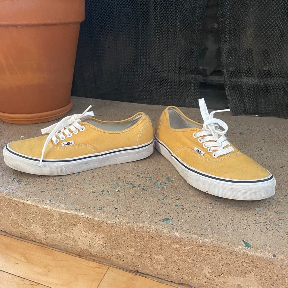 Vans Authentic